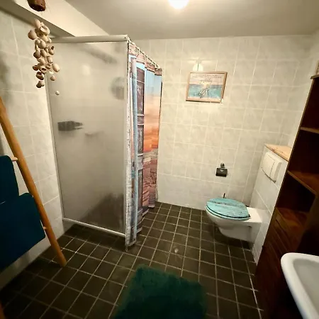 De Binnengouw Incl Hottub Ferienhaus