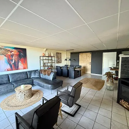 Feriehus De Binnengouw Incl Hottub *