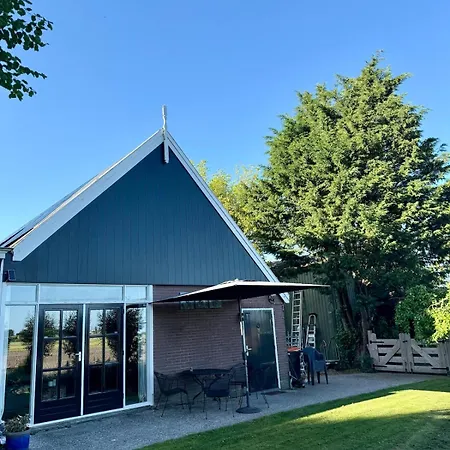 De Binnengouw Incl Hottub Ferienhaus