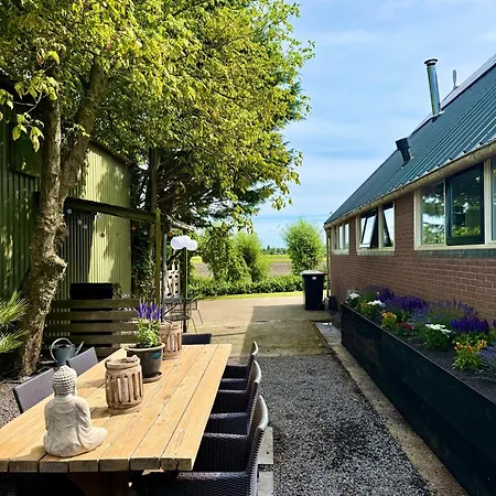 De Binnengouw Incl Hottub *