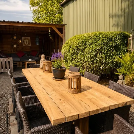 Ferienhaus De Binnengouw Incl Hottub