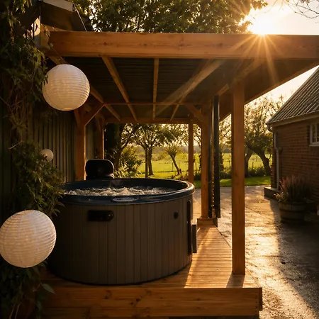 De Binnengouw Incl Hottub